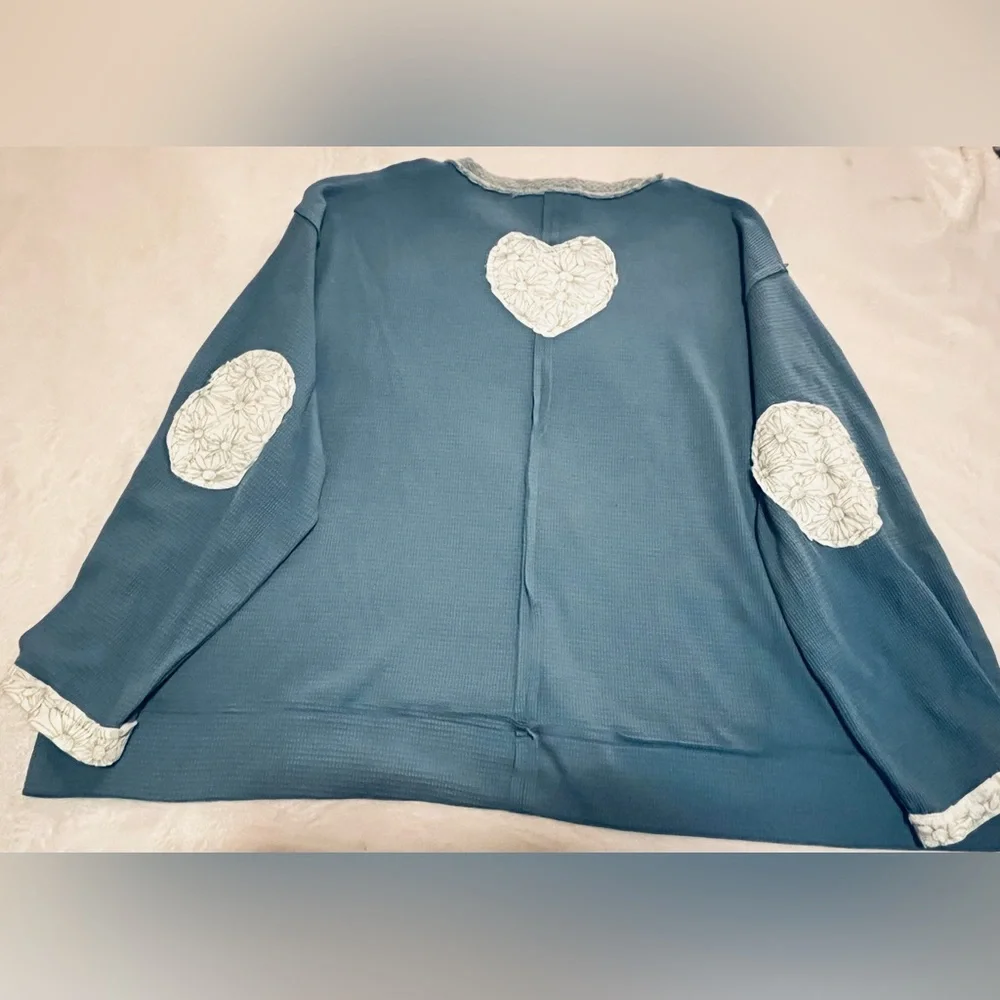 NEW! POL Thermal Knit Top with Heart Peace Sign
Patch on Front in Sz. Large - Picture 10 of 15